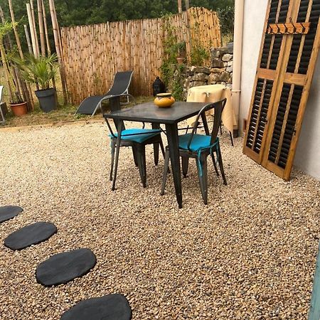 Au petit Paradis La Roquebrussanne Extérieur photo